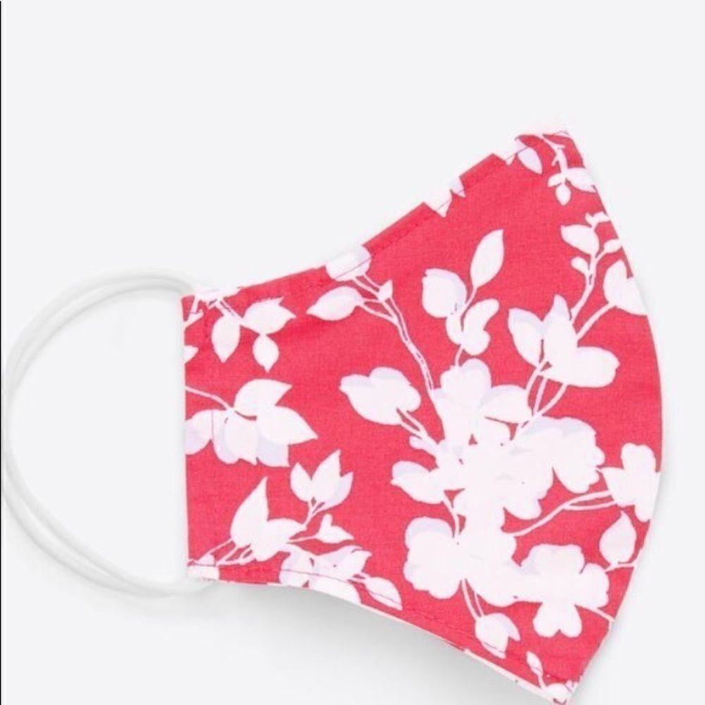 Bundle Face Mask in Raspberry Shadow Floral Ipsy